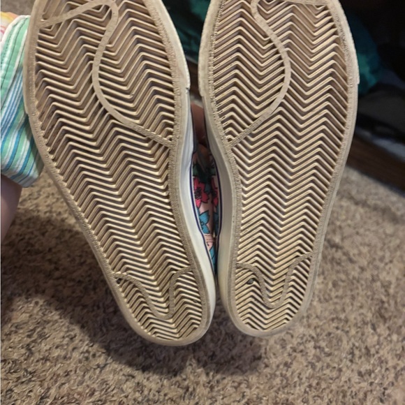 WOMENS NIKE FLORAL SLIP ON SHOES - Picture 3 of 3